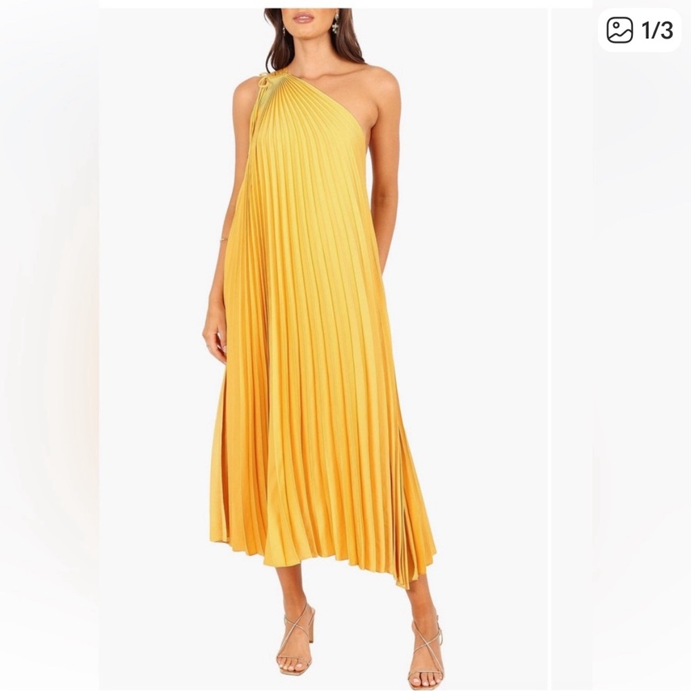 Petal & Pup Yellow Pleated Midi Dress